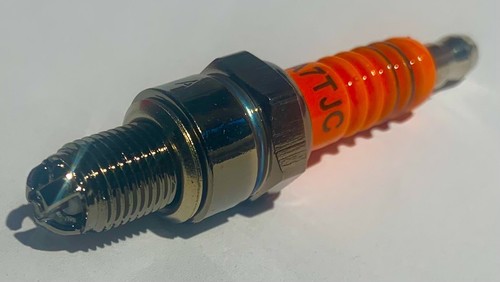 Iridium spark plug a7tc - iridium, a7tjc